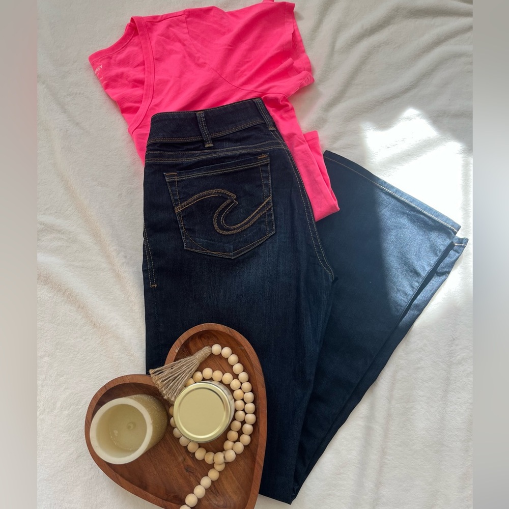LIKE NEW VINTAGE SILVER SUKI FLARE BOOT JEANS 30x32 ⭐️